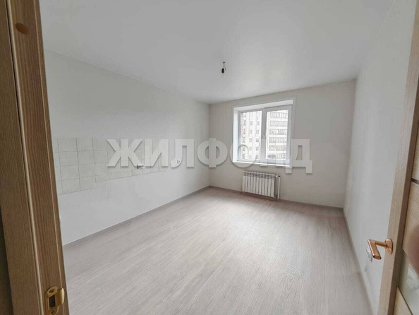 
  Продается 1-комн. квартира, 38 м², Красный пр-кт, д. 331
. Фото 4.