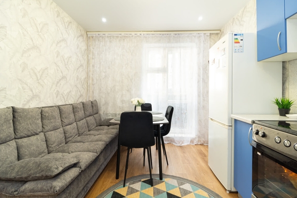 
  Продается 1-комн. квартира, 39.7 м², Забалуева ул, д. 90
. Фото 8.