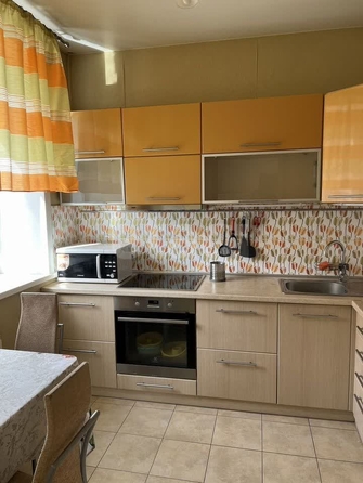 
  Сдается 1-комн. квартира, 32.4 м², Молодежи б-р, д. 4
. Фото 12.
