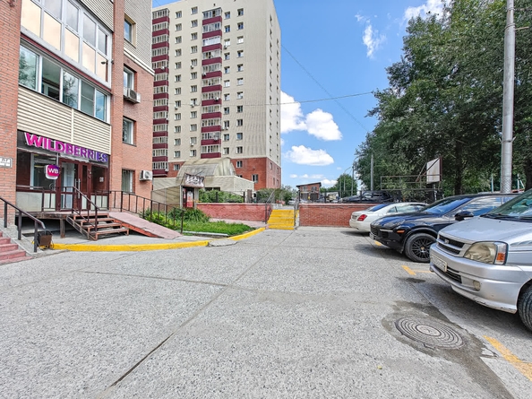 
  Продается 4-комн. квартира, 128 м², Бориса Богаткова ул, д. 65
. Фото 22.