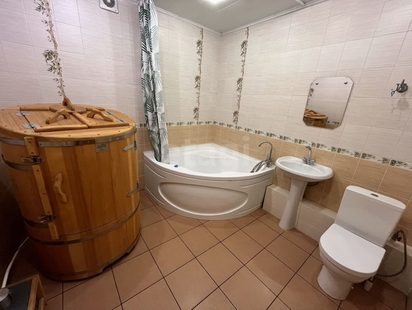 
  Продается 4-комн. квартира, 128 м², Бориса Богаткова ул, д. 65
. Фото 30.