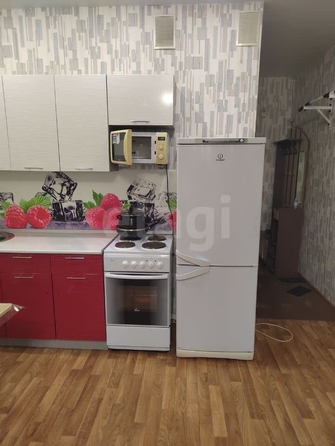 
  Сдается 1-комн. квартира, 28 м², Виктора Уса ул, д. 8
. Фото 7.
