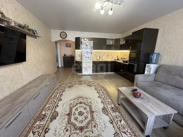 
  Продается 2-комн. квартира, 76 м², Татьяны Снежиной ул, д. 49
. Фото 5.