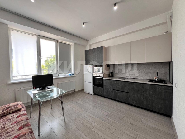 
  Продается 2-комн. квартира, 76.8 м², Беловежская ул, д. 6/1
. Фото 8.