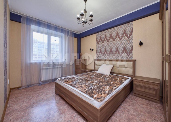 
  Продается 3-комн. квартира, 78.2 м², Михаила Немыткина ул, д. 12
. Фото 5.