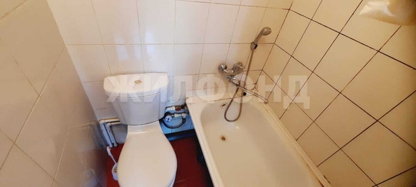 
  Сдается 1-комн. квартира, 16 м², Есенина ул, д. 37/1
. Фото 5.