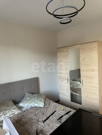 
  Продается 1-комн. квартира, 32 м², Есенина ул, д. 12/1
. Фото 3.