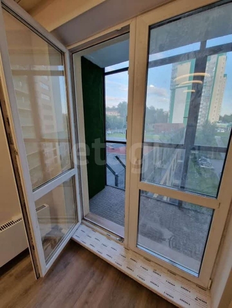 
  Продается 1-комн. квартира, 32 м², Есенина ул, д. 12/1
. Фото 5.