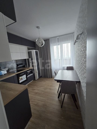 
  Сдается 2-комн. квартира, 57 м², Сибирская ул, д. 42
. Фото 6.