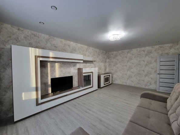 
  Сдается 3-комн. квартира, 76.8 м², Семьи Шамшиных ул, д. 77
. Фото 28.