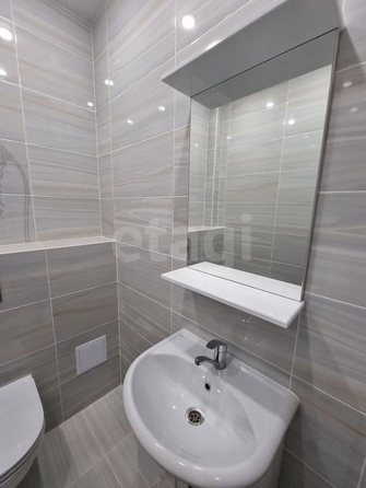 
  Сдается 3-комн. квартира, 76.8 м², Семьи Шамшиных ул, д. 77
. Фото 37.