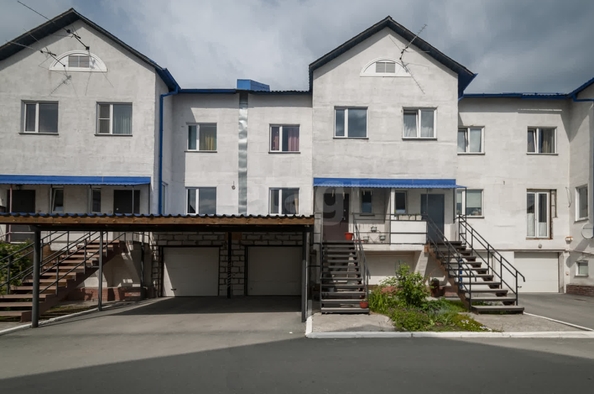 
  Продается 4-комн. квартира, 174 м², 1-я Родниковая ул, д. 44
. Фото 1.