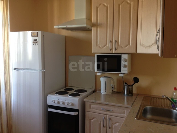 
  Сдается 1-комн. квартира, 40 м², Сержанта Коротаева ул, д. 1
. Фото 1.