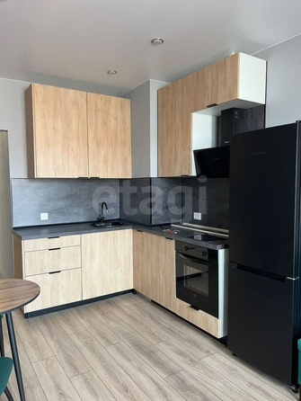 
  Сдается 1-комн. квартира, 40 м², Дуси Ковальчук ул, д. 238
. Фото 2.