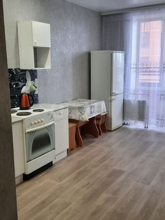 
  Сдается 1-комн. квартира, 46 м², Серафимовича ул, д. 20
. Фото 2.