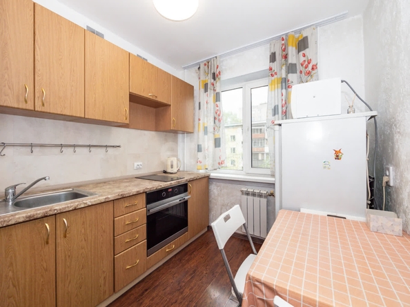 
  Продается 1-комн. квартира, 29.9 м², Бориса Богаткова ул, д. 247
. Фото 1.