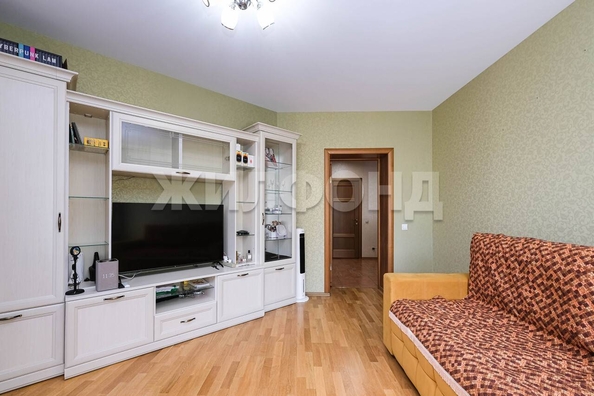 
  Продается 1-комн. квартира, 48.6 м², Ватутина ул, д. 45/1
. Фото 3.
