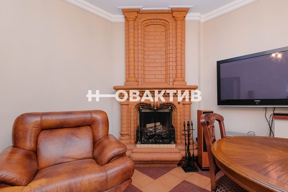 
  Продается 3-комн. квартира, 221.8 м², Красный пр-кт, д. 153А
. Фото 9.