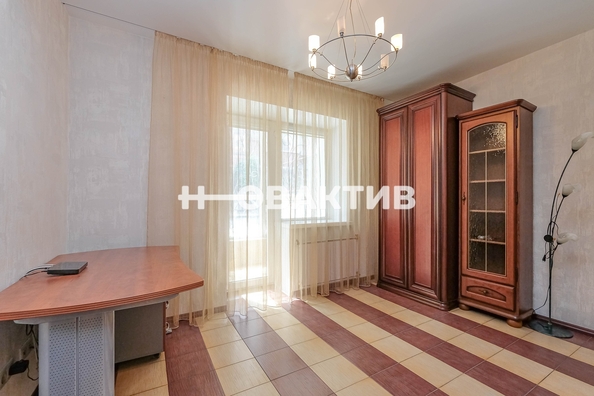 
  Продается 3-комн. квартира, 221.8 м², Красный пр-кт, д. 153А
. Фото 28.