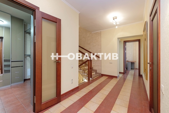 
  Продается 3-комн. квартира, 221.8 м², Красный пр-кт, д. 153А
. Фото 40.
