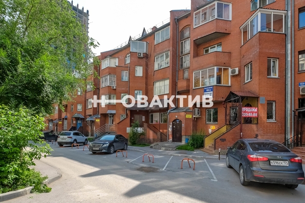 
  Продается 3-комн. квартира, 221.8 м², Красный пр-кт, д. 153А
. Фото 47.