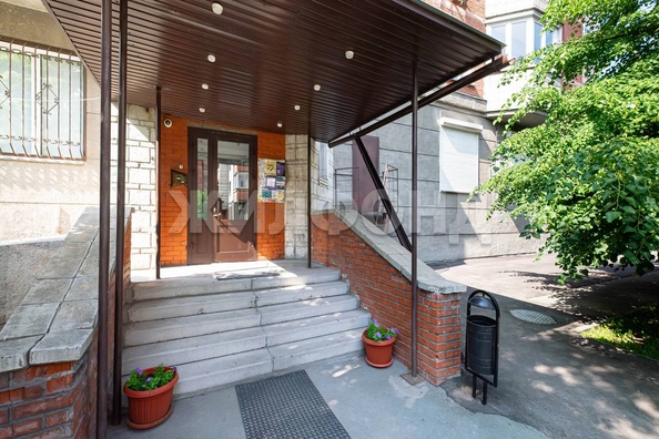 
  Продается 2-комн. квартира, 62 м², Крылова ул, д. 28/1
. Фото 33.