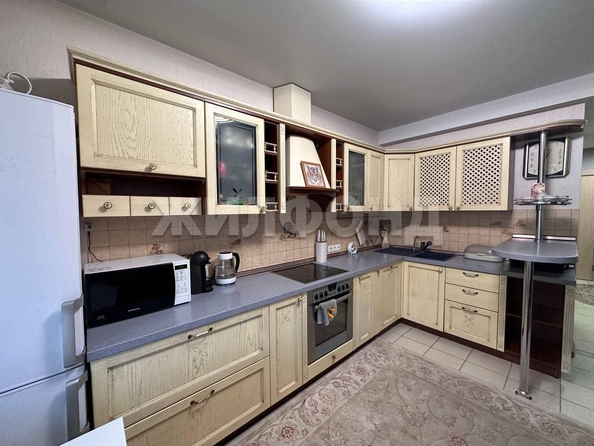 
  Продается 2-комн. квартира, 67.5 м², Адриена Лежена ул, д. 9/2
. Фото 3.