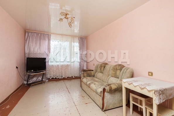 
  Продается 3-комн. квартира, 59.8 м², Полтавская ул, д. 45
. Фото 8.