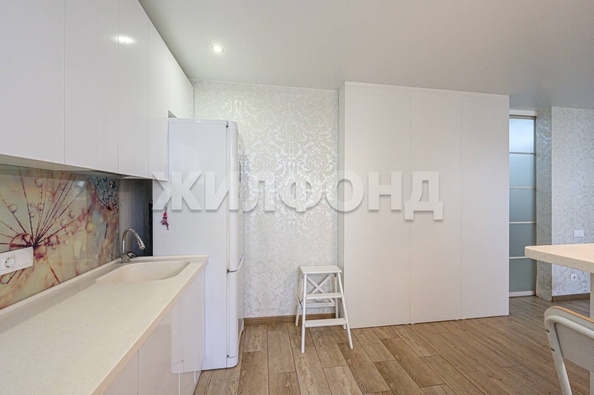 
  Продается 3-комн. квартира, 61.5 м², Сибирская ул, д. 51
. Фото 7.