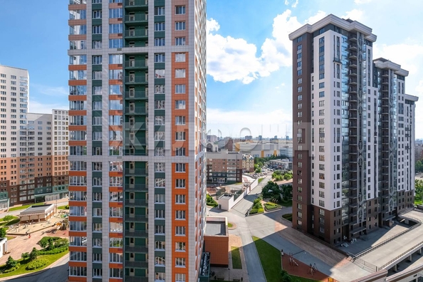 
  Продается 3-комн. квартира, 96 м², Семьи Шамшиных ул, д. 93
. Фото 11.