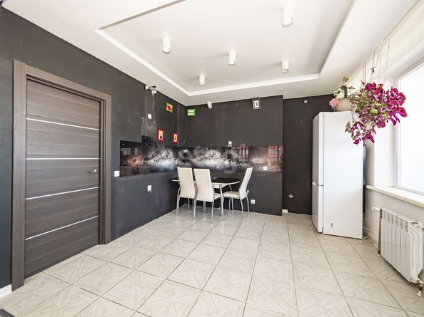 
  Продается 3-комн. квартира, 83.4 м², Танковая ул, д. 36
. Фото 2.