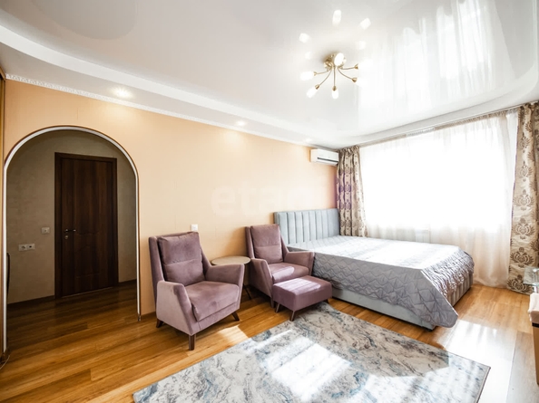 
  Продается 1-комн. квартира, 40 м², Кирова ул, д. 27/3
. Фото 2.