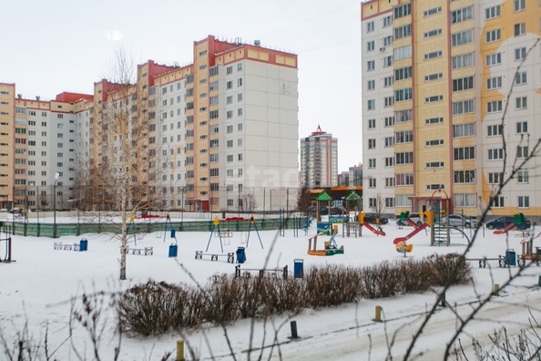 
  Продается 2-комн. квартира, 56.5 м², Петухова ул, д. 95/1
. Фото 36.