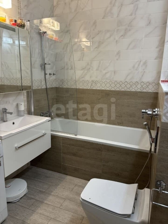 
  Продается 3-комн. квартира, 100 м², Кирова ул, д. 342
. Фото 14.