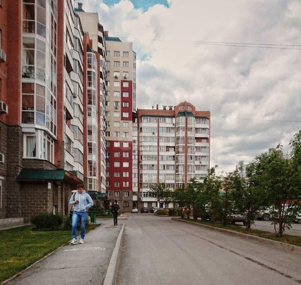 
  Продается 3-комн. квартира, 110.4 м², Красный пр-кт, д. 165/1
. Фото 8.