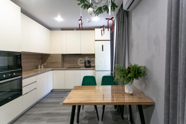 
  Продается 2-комн. квартира, 57.3 м², 3-й Крашенинникова пер, д. 7
. Фото 2.