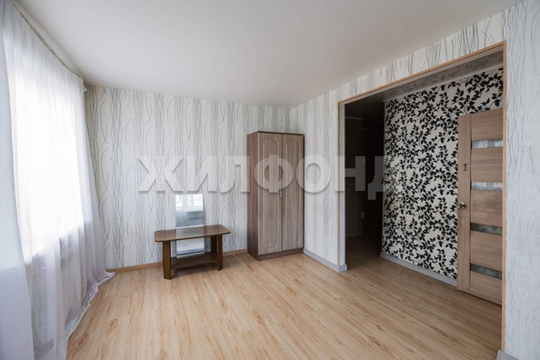 
  Продается 1-комн. квартира, 30.5 м², Петухова ул, д. 26
. Фото 7.