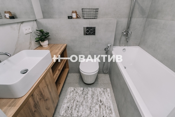 
  Сдается 3-комн. квартира, 87 м², Владимира Заровного ул, д. 8
. Фото 8.