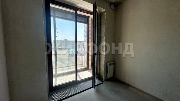 
  Продается 3-комн. квартира, 68.8 м², Максима Горького ул, д. 10
. Фото 2.