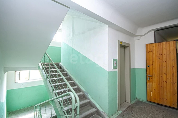
  Продается 3-комн. квартира, 60 м², Бориса Богаткова ул, д. 194/3
. Фото 4.