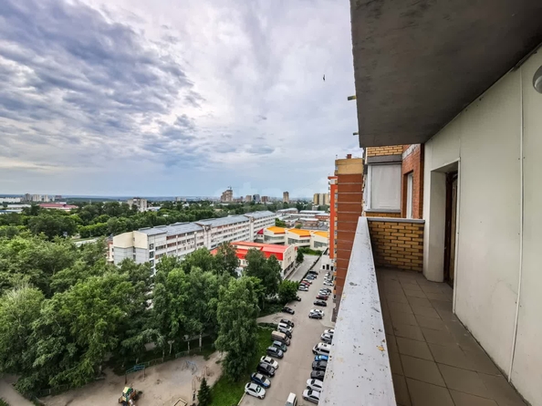 
  Продается 2-комн. квартира, 51.5 м², Добролюбова ул, д. 162/1
. Фото 31.
