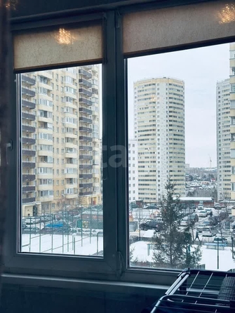
  Продается 3-комн. квартира, 72 м², Вилюйская ул, д. 17
. Фото 8.