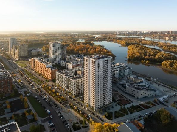 
  Продается 3-комн. квартира, 74.3 м², Большевистская ул, д. 100
. Фото 7.