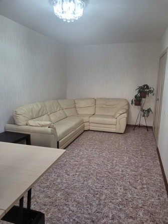 
  Сдается 3-комн. квартира, 76 м², Междуреченская ул
. Фото 3.