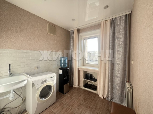 
  Продается 1-комн. квартира, 28 м², Серафимовича ул, д. 14
. Фото 4.