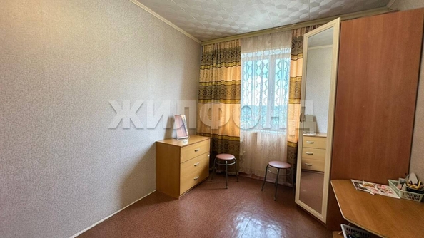 
  Продается 2-комн. квартира, 50.2 м², Троллейная ул, д. 132
. Фото 7.