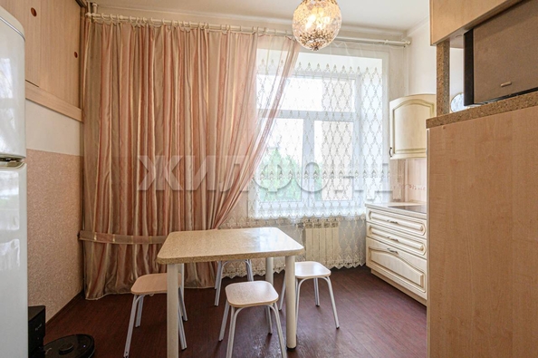 
  Продается 3-комн. квартира, 71.8 м², Красный пр-кт, д. 62
. Фото 2.