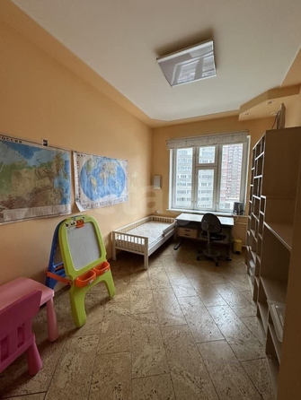 
  Сдается 3-комн. квартира, 91 м², Галущака ул, д. 1
. Фото 4.