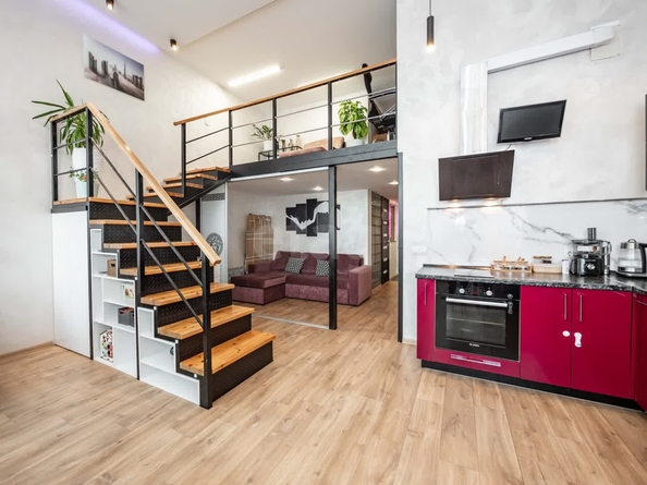 
  Продается 3-комн. квартира, 63.2 м², Лескова ул, д. 21
. Фото 3.