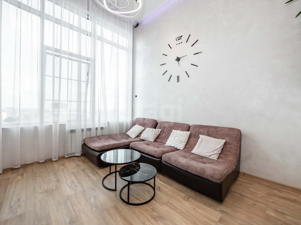 
  Продается 3-комн. квартира, 63.2 м², Лескова ул, д. 21
. Фото 7.